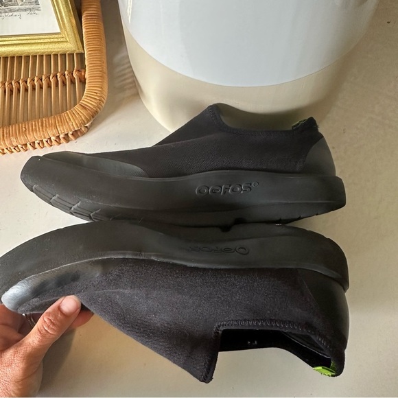 OOFOS Oomg Eezee Low Shor Black Mens 9 - Picture 6 of 9